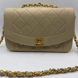 Chanel Diana Classic Flap Bag Ivory Lambskin Vintage Quilted Small Bag